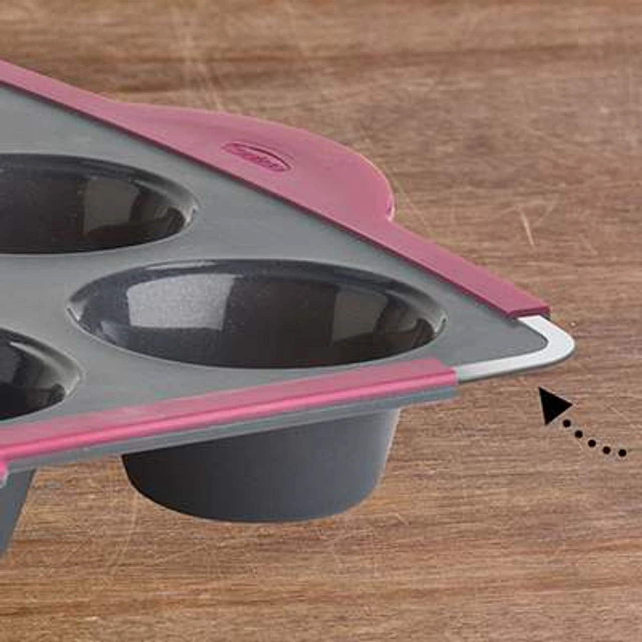 Trudeau - 20 Cavity Mini Muffin Pan 5 Trudeau - 20 Cavity Mini Muffin Pan - Image 3