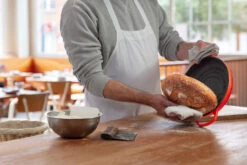 Le Creuset - Blueberry Bread Oven -Home Kitchen Store 1660855175.1280.1280 48391.1695241080