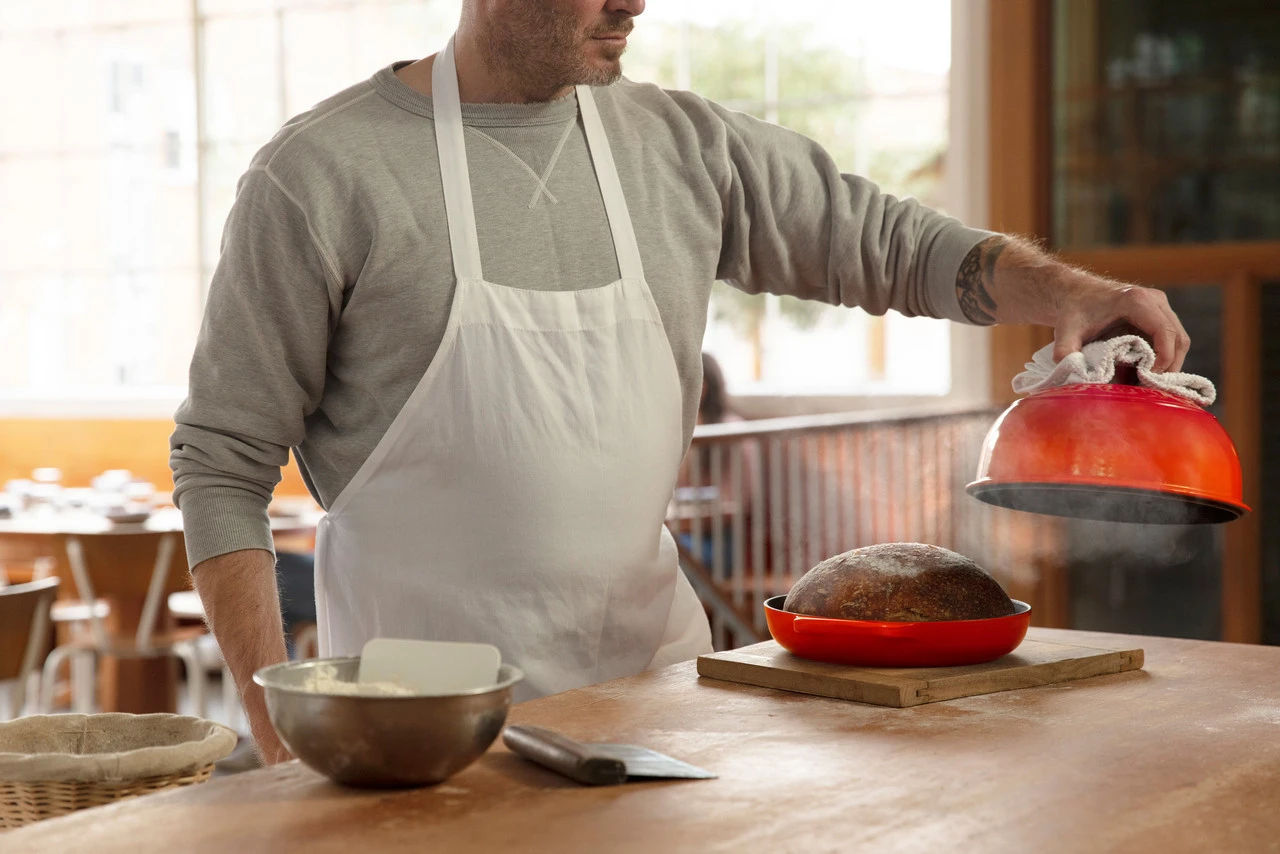 Le Creuset - White Bread Oven 8 Le Creuset - White Bread Oven - Image 6