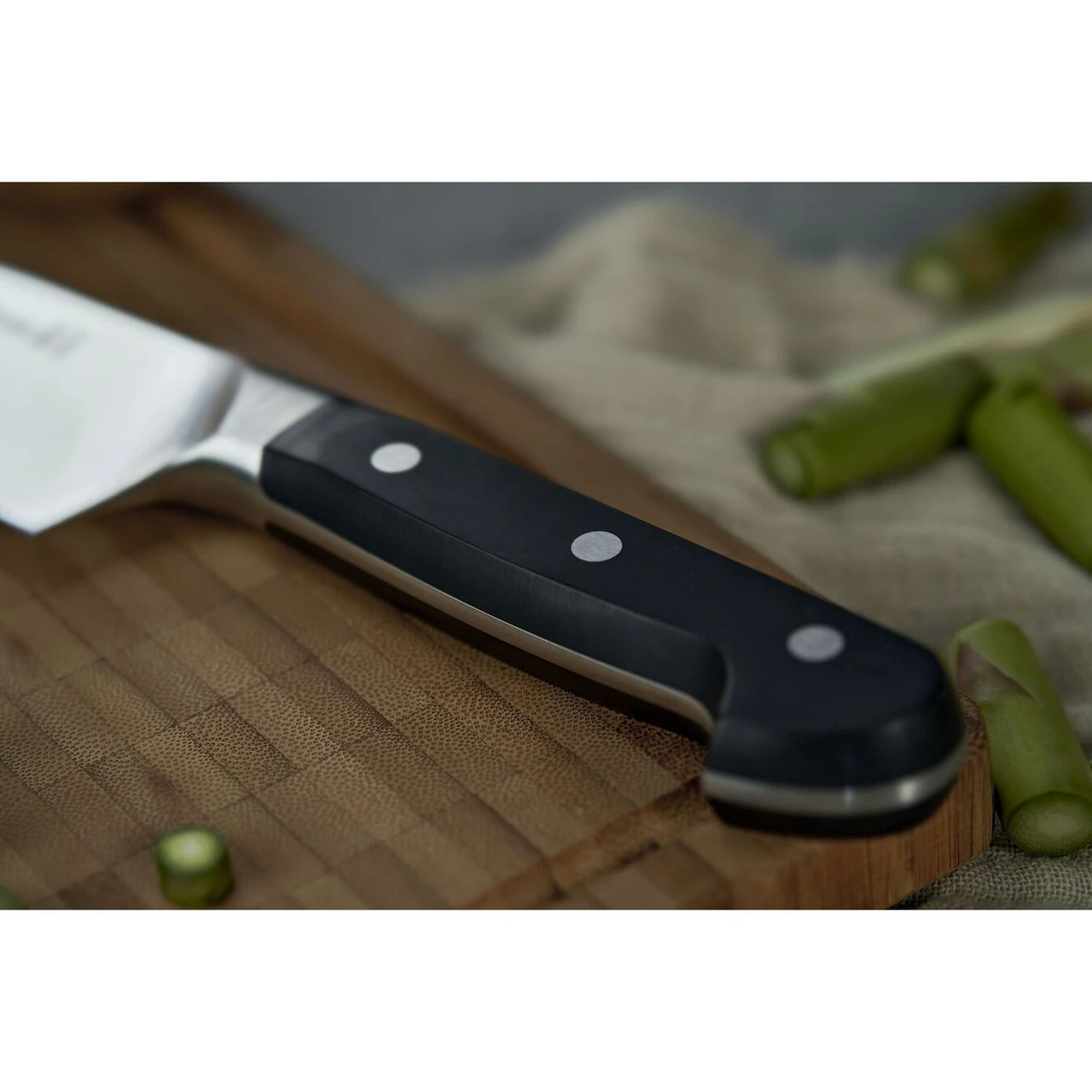 Zwilling - Pro 7" Chef's Knife 8 Zwilling - Pro 7" Chef's Knife - Image 6
