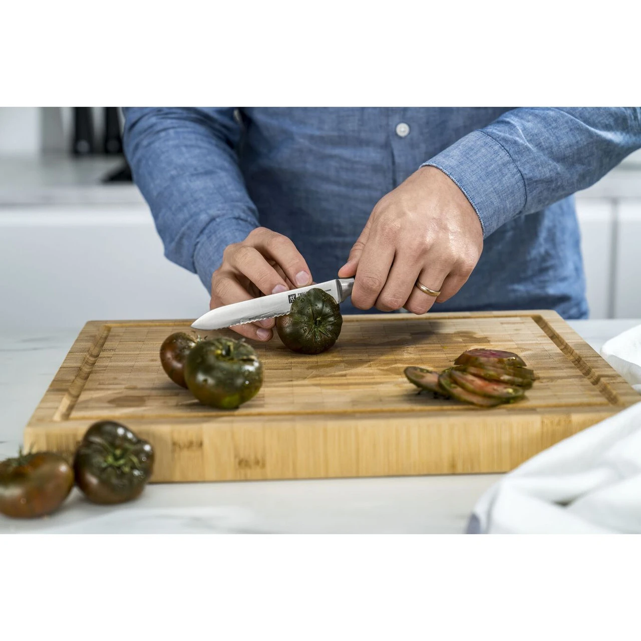 Zwilling - All * Star 5" Utility Knife Matte Gold 5 Zwilling - All * Star 5" Utility Knife Matte Gold - Image 3