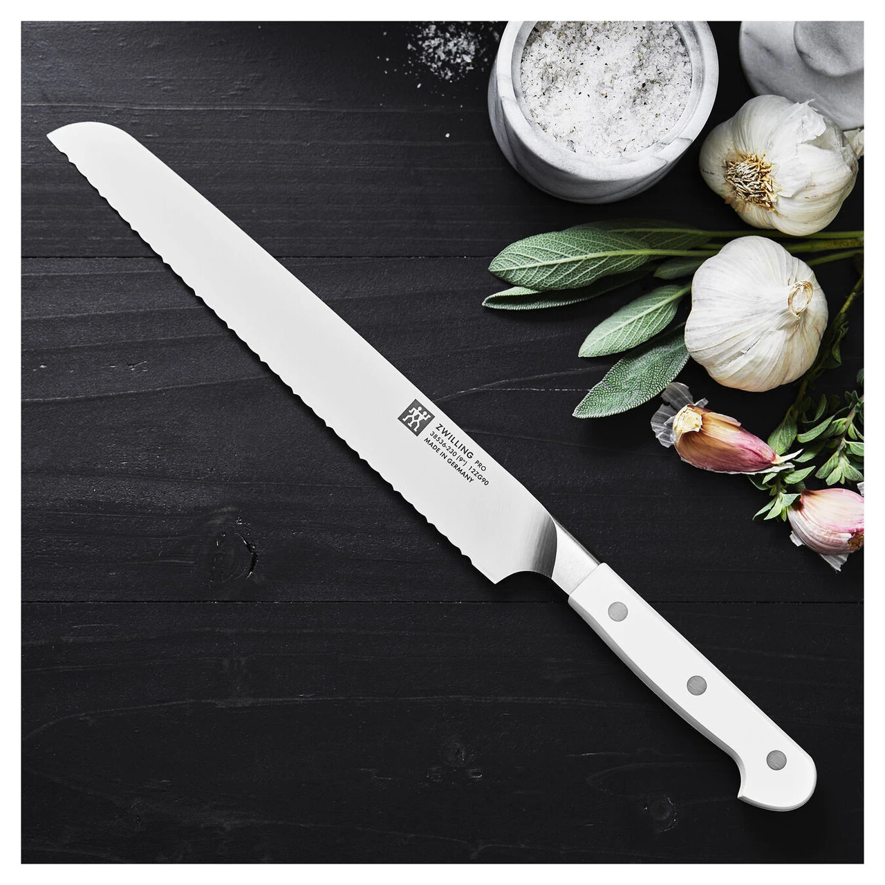 Zwilling - Pro Le Blanc 9" Bread Knife 4 Zwilling - Pro Le Blanc 9" Bread Knife - Image 2