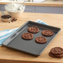 Chicago Metallic - 11.75" X 8.25" Non-Stick Baking Sheet -Home Kitchen Store 91OSuGj1yiL. AC SL1500 09920.1679596520