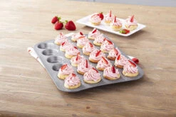 Chicago Metallic - 24 Cup Non-Stick Mini Muffin Pan -Home Kitchen Store 91cuamNtwPL. AC SL1500 87166.1653599413
