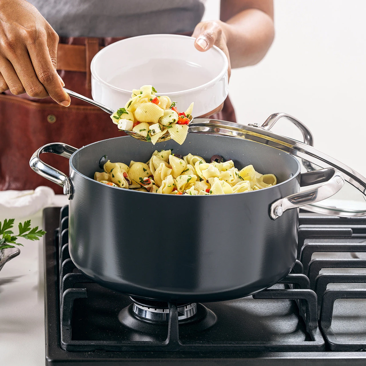 GreenPan - Valencia Pro 5.5 Qt Ceramic Non-Stick Stockpot With Lid 4 GreenPan - Valencia Pro 5.5 Qt Ceramic Non-Stick Stockpot With Lid - Image 2