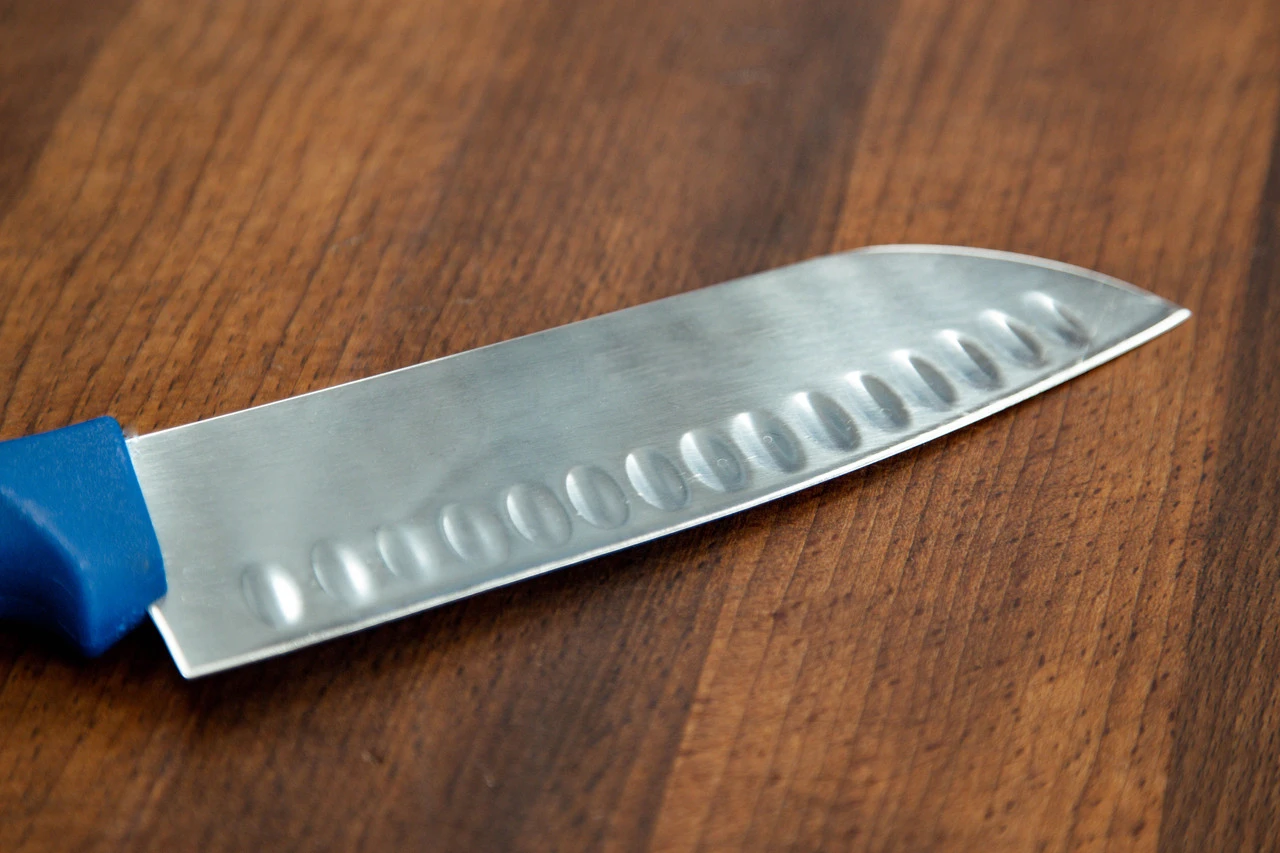 Williams - 7" Blue Handle Santoku Knife 4 Williams - 7" Blue Handle Santoku Knife - Image 2