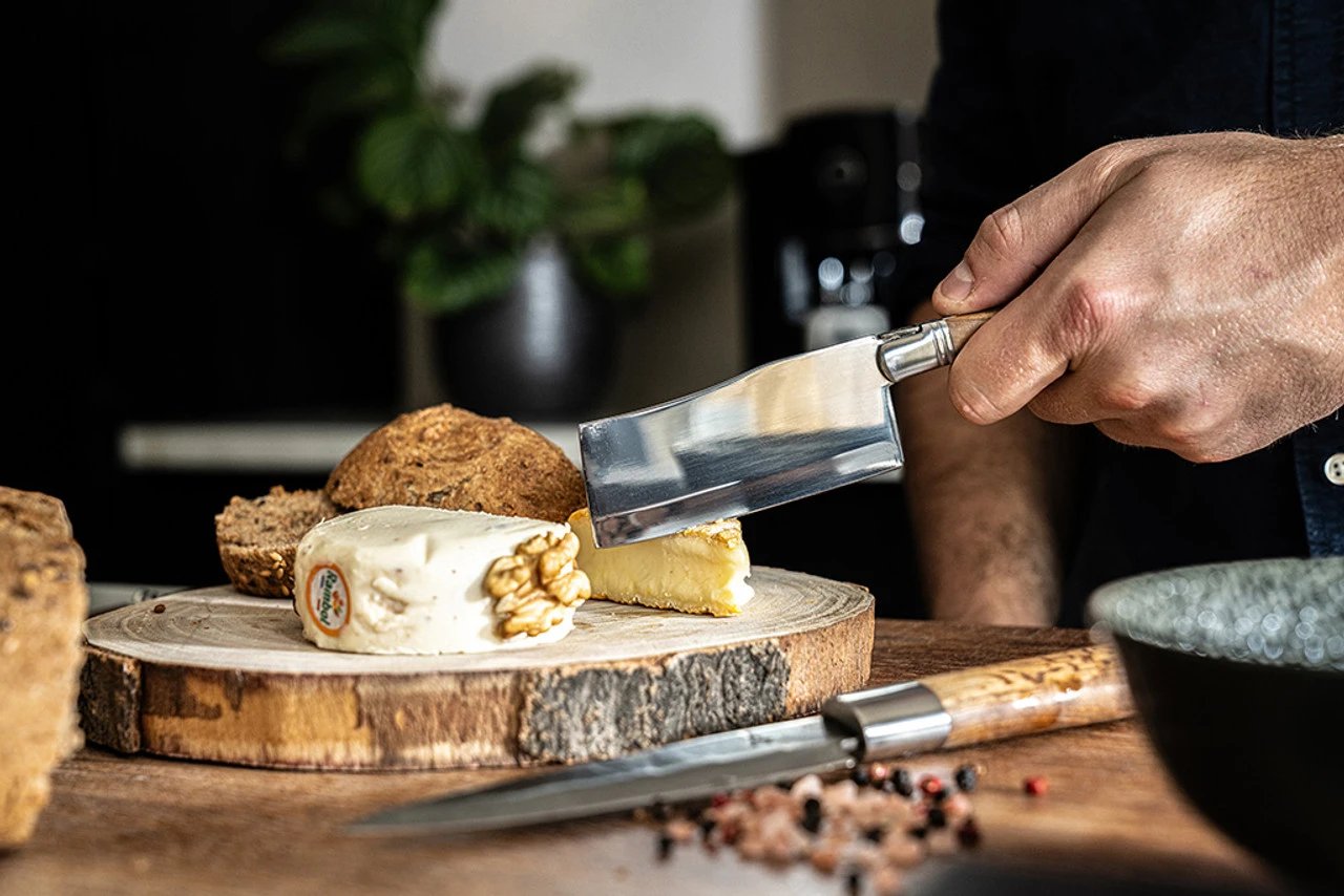 Vanderlinden - Laguiole Exclusive Line 3 Olive Wood Cheese Knives 8 Vanderlinden - Laguiole Exclusive Line 3 Olive Wood Cheese Knives - Image 6