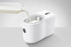 JURA - 0.6 L Cool Control White - 24252 -Home Kitchen Store cc0 6l white image6 80533.1683731588