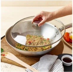 De Buyer - Choc Extreme 16cm Glass Lid -Home Kitchen Store de Buyer Choc Extreme 6 25 Glass Lid 16 cm 3429 16 3 38558.1713969136