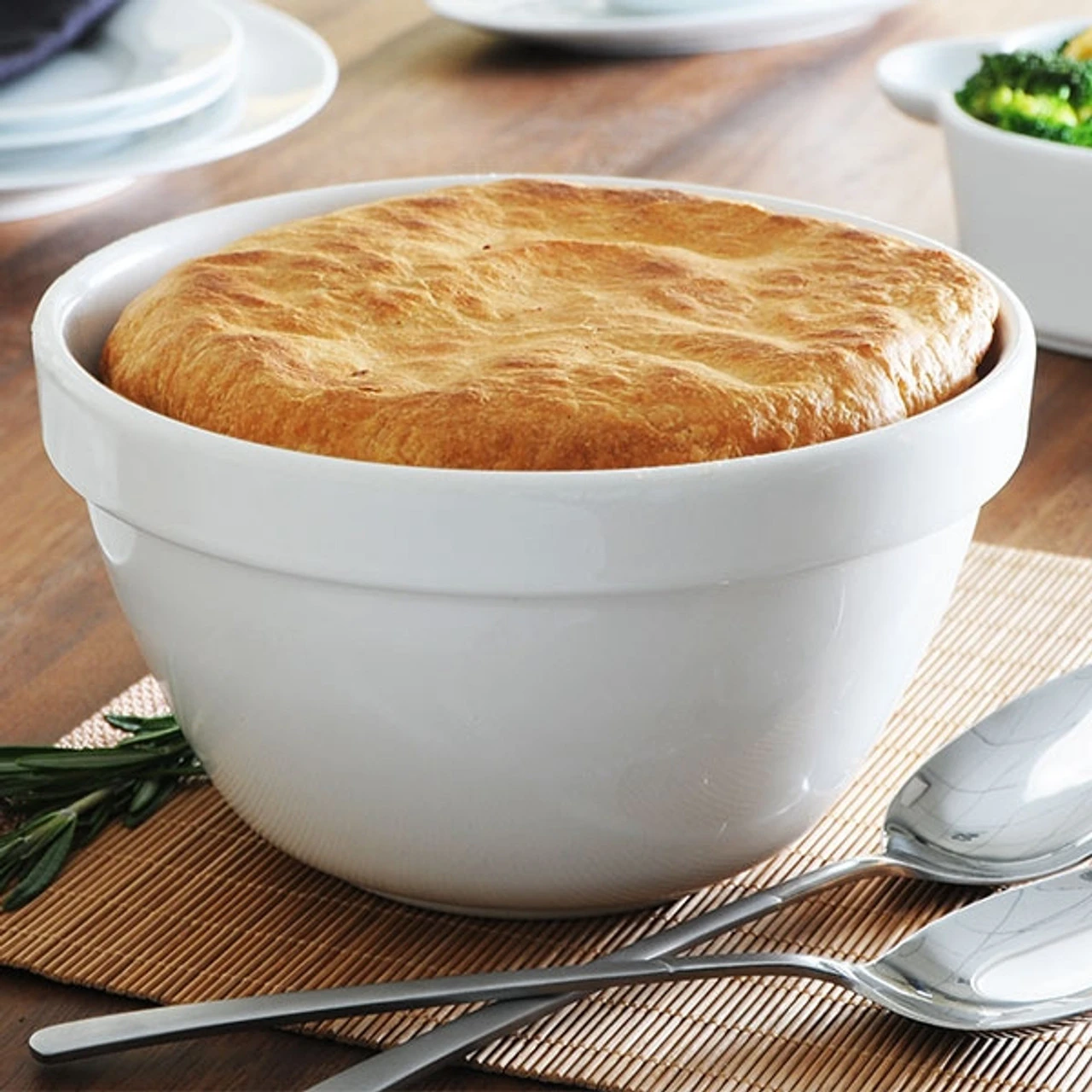 Mason Cash - 0.5L (4.87") White Glazed Pudding Basin 4 Mason Cash - 0.5L (4.87") White Glazed Pudding Basin - Image 2