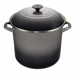Le Creuset - 11.4 L (12 QT) Oyster Stockpot - N5100-267F