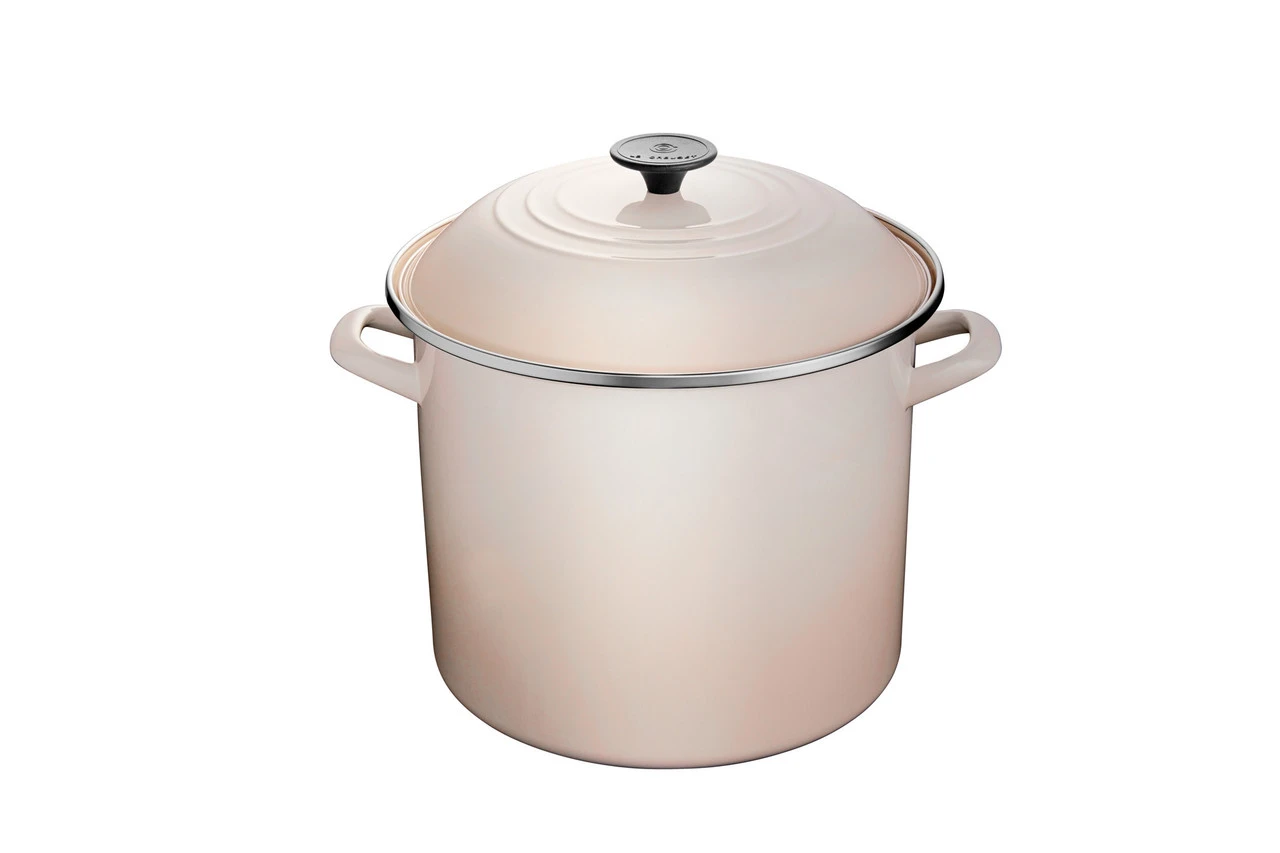 Le Creuset - 11.4 L (12 QT) Meringue Stockpot 3 Le Creuset - 11.4 L (12 QT) Meringue Stockpot
